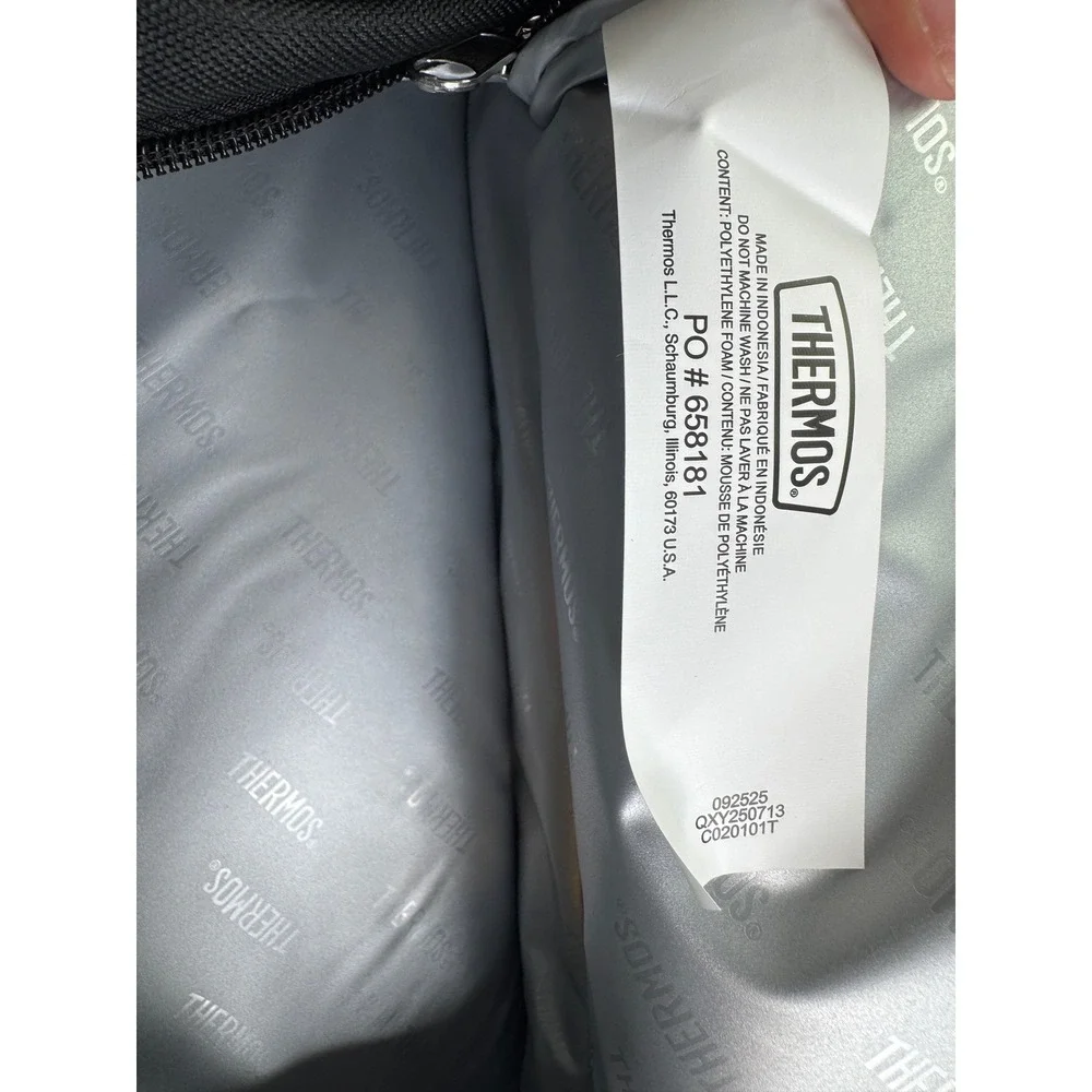 Thermos Insulated Lunch Lugger Black Soft Cooler Bag Front Pocket Strap